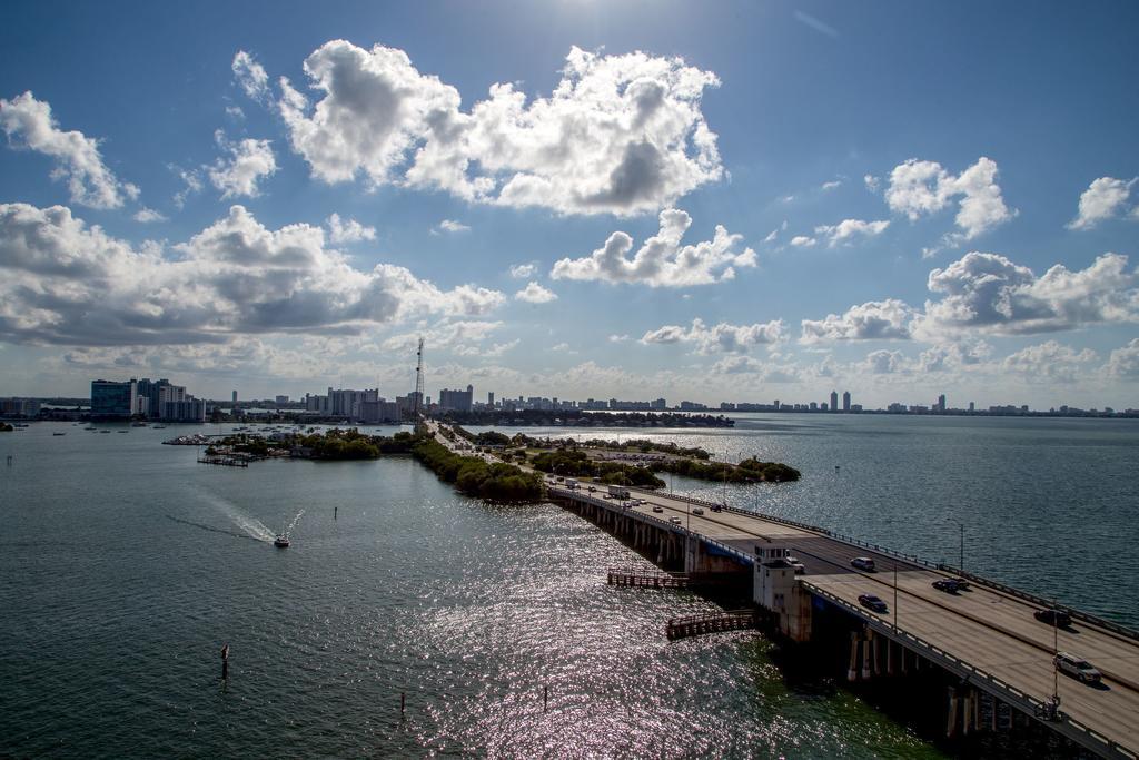 Mare Azur Miami Luxury Apartments By Grand Bay Exterior foto