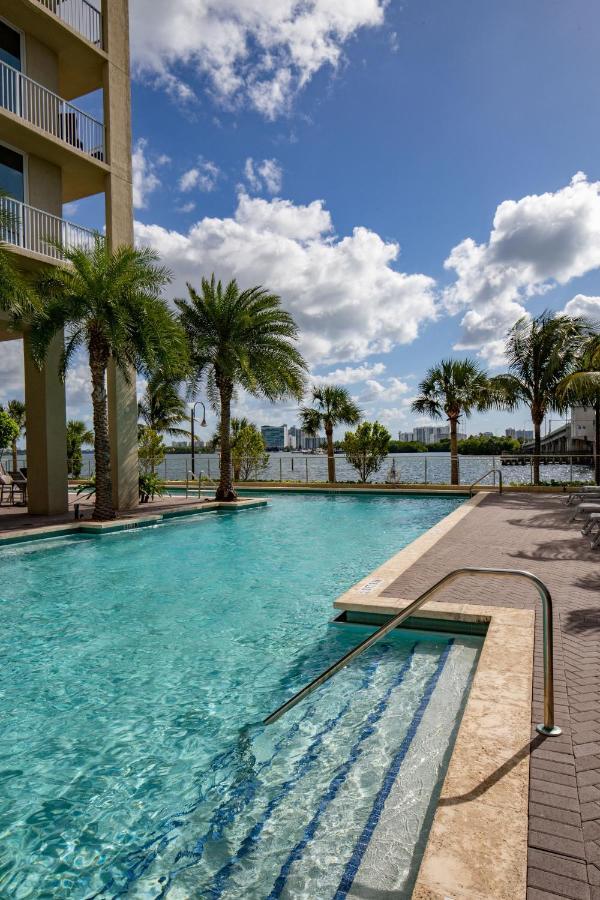 Mare Azur Miami Luxury Apartments By Grand Bay Exterior foto